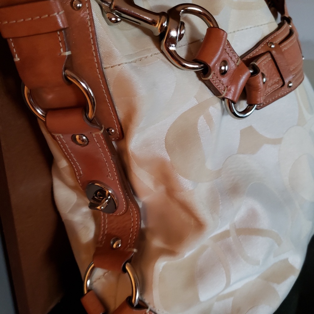 COACH BOHO BAG TAN LEATHER & CREAM